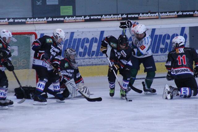 Knaben B des Heilbronner EC gegen SC Bietigheim - 13 : 2
Fotograf: Manuela Horter, Ort: Kolbenschmidt Arena | Foto: Manuela Horter