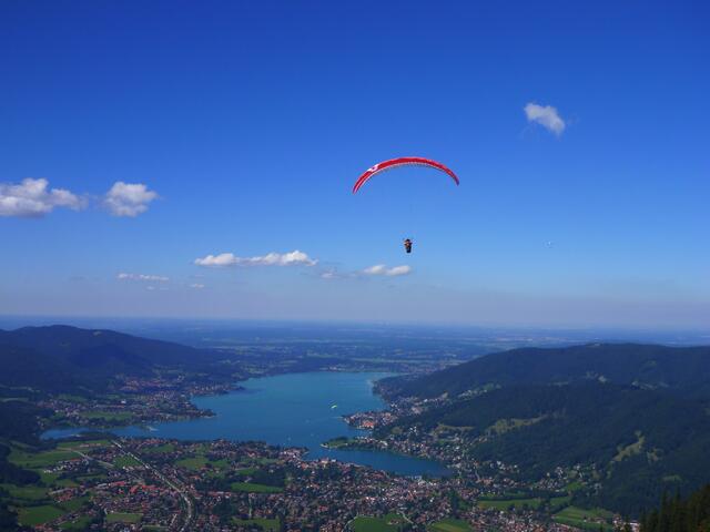phantastische Blick auf den Tegernsee vom Wallberg
Fotograf: J.Betz, Ort: Tegernsee, Agentur: Schwäb. Albverein Bad Friedrichshall | Foto: 2015