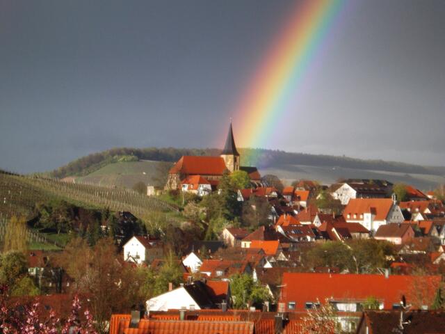 Weinsberg unter dem Regenbogen