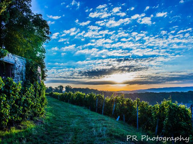 Sonnenaufgang auf der Burg Stettenfels