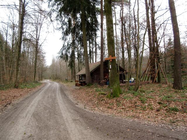 Schöne Aussichten ergaben sich mehrmals, wenn man sich umdrehte. Die Tour lohnt sich sicher auch entgegengesetzt.