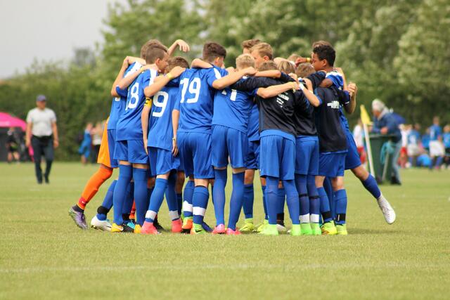 Eine Mannschaft ein Team!