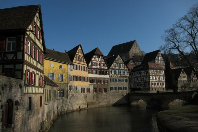 Schwäbisch Hall: gleich sind wir im Biergarten am Kocher und geniessen den Sommer
