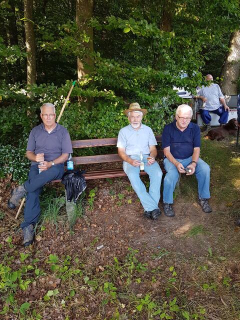 Ruhepause im Schatten muß sein