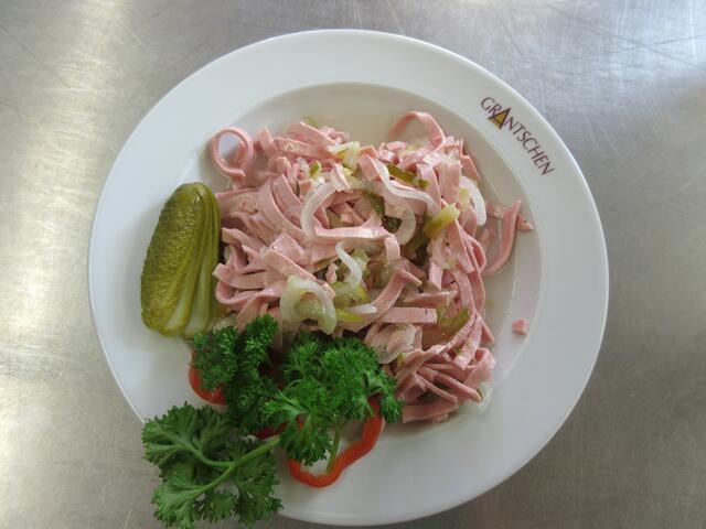 Pikanter Wurstsalat