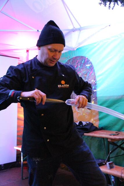 Der Luftballonkünstler Ralf Esslinger versuchte, seinen Auftritt bei "Wetten dass" zu wiederholen.