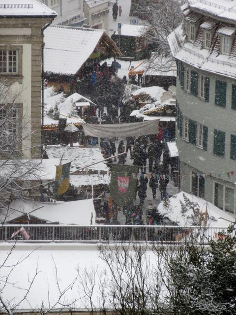 Erster Blick auf das Zwergenland des Esslinger Mittelalter- und Weihnachtsmarkts
