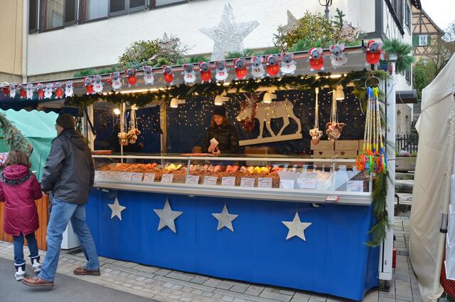Der gebrannte Mandel Stand...