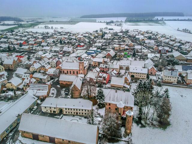 Blick über das winterliche Grombach
