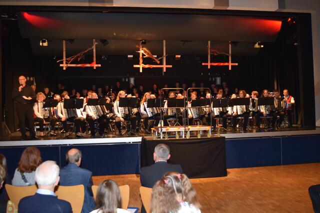 Grußworte von Jochen Rummel; Vorstand des Liederkranzes Leingarten