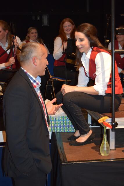 MVGL-Dirigentin Christine Trautmann im Gespräch mit Bürgermeister Steinbrenner