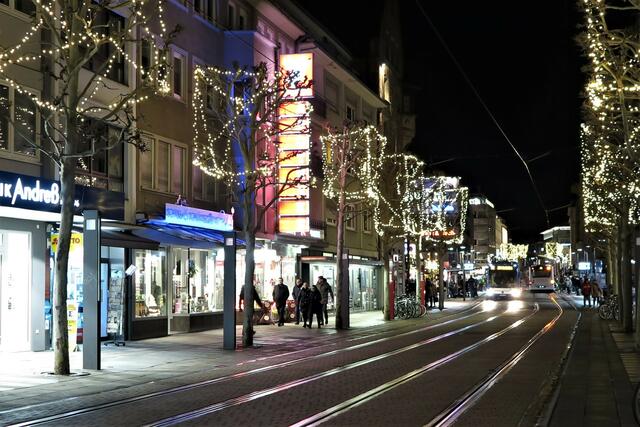 Kaiserstrasse mit Weichnachtsbeleuchtung