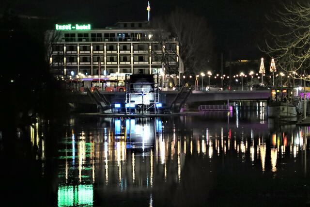 Spiegelung Insel Hotel Nachtaufnahme HN
