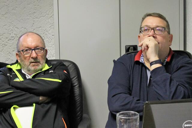 von li: Karlheinz Schenk, Sportleiter-SGi Neckarsulm, Jürgen Stegmüller, Kreissportleiter