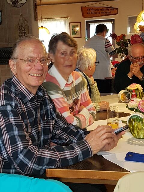 Fröhliches Beisammensein beim "Ludwig"