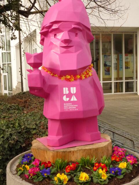 Karl begrüßt in Bretzfeld den Frühling