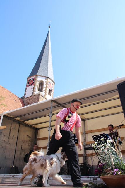 Die Show mit dem Hund "Shy" war für die Kinder ein Highlight.