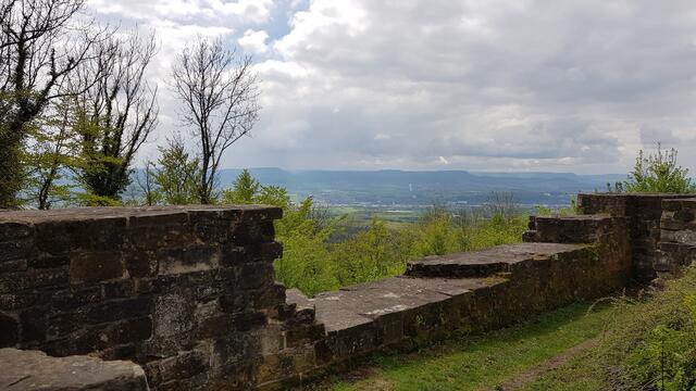 Blick ins Land von der Burgruine aus