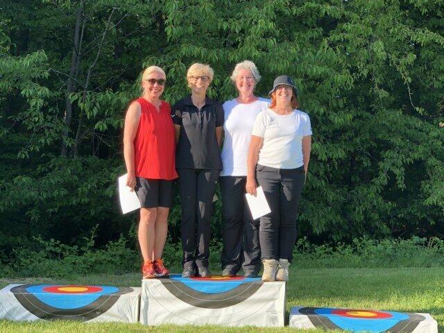 3.v.links Monika Ahrens