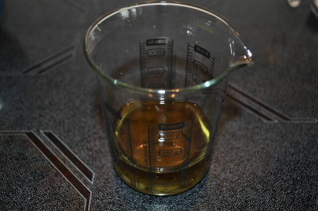 Kokosöl mit Bienenwachs | Foto: Daniela Somers