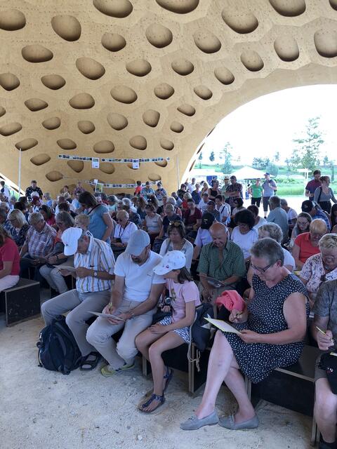 Volle Konzentration war gefragt, um keinen Ort auf der Teilnahmekarte zu übersehen: Foto: Moritz Banhardt