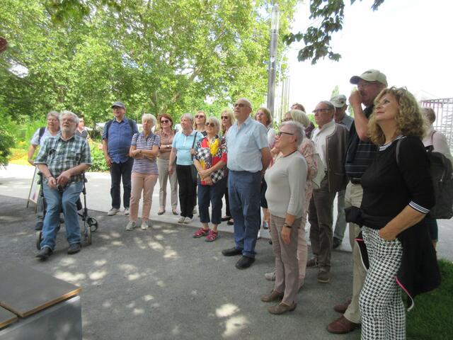 Führung durch die Gartenschau