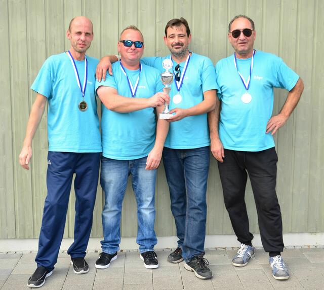 Die zweitplatzierte Mannschaft: Chris Imbiss