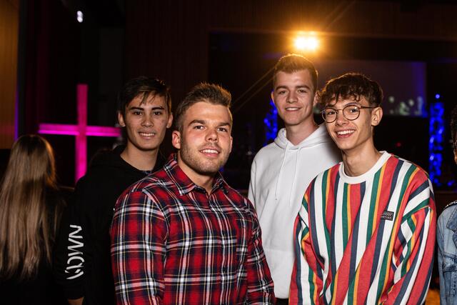 Die jugendlichen Besucher sind dankbar über den wertvollen Abend mit den O´Bros.