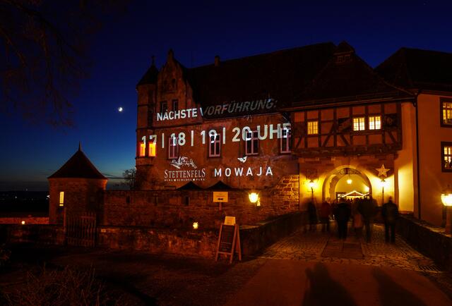 Romantischer Weihnachtsmarkt auf der Burg Stettenfels