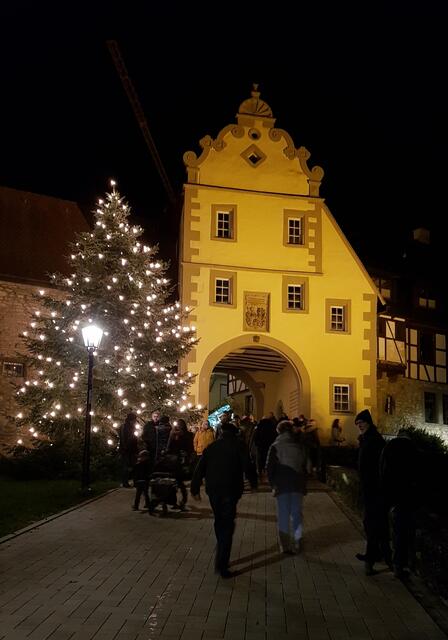 Schöner Weihnachtsmarkt in Forchtenberg