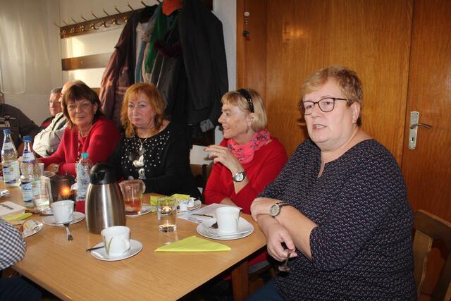 VfB-Seniorinnen beim Kaffeeklatsch
