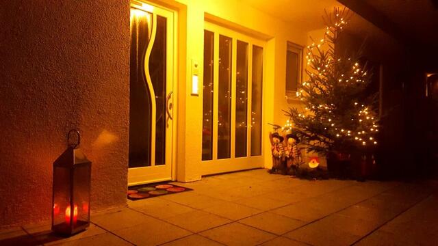 Weihnachtliche Haustüre in Künzelsau