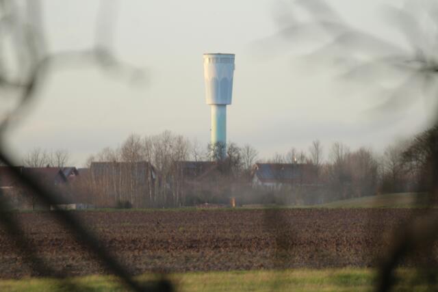 Blick zum Wasserturm in Oedheim