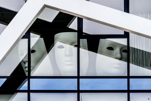 OBIG1 - Maskensessel