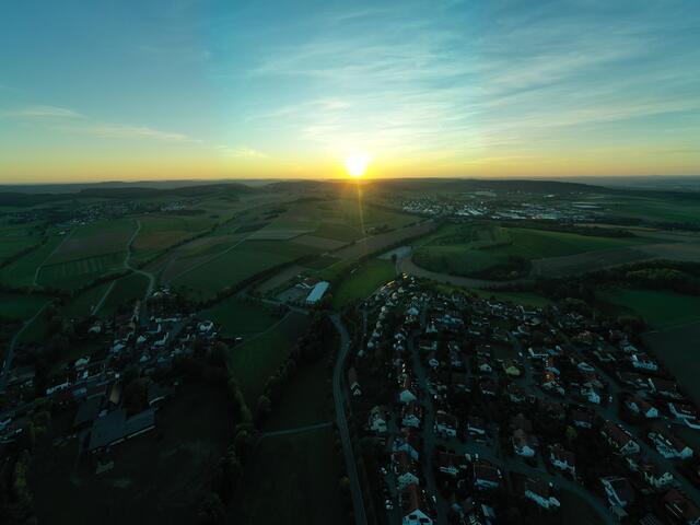 Bretzfeld im Sonnenuntergang