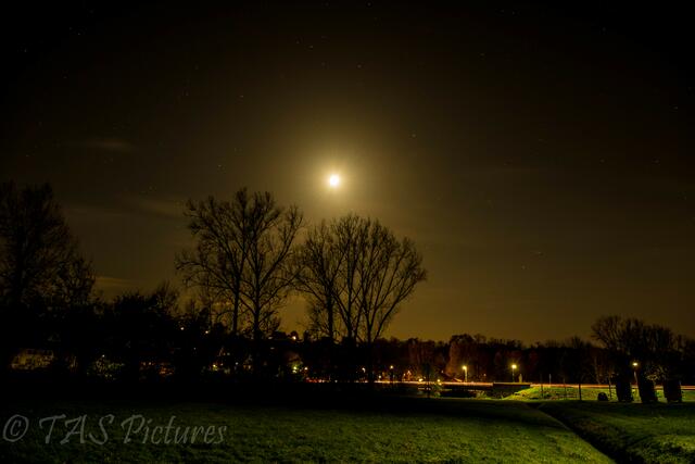 Vollmond übr Oedheim
