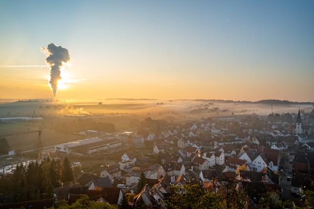 Sonnenuntergang mit Blick von der Burg Stettenfels
