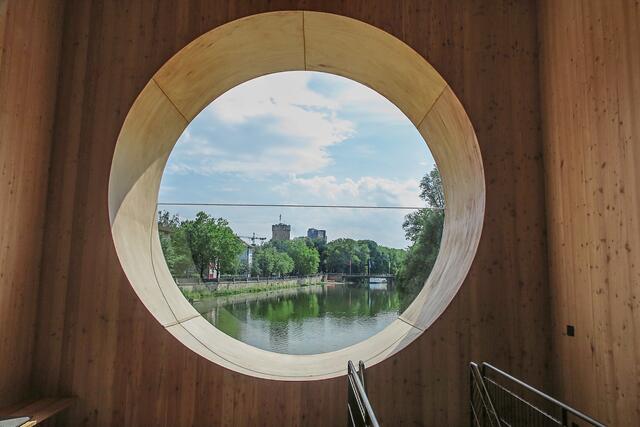 Blick auf den Götzenturm vom one man house