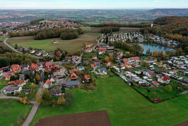 Buchhorn mit See