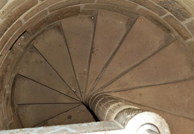 Treppe im Heuchelberturm