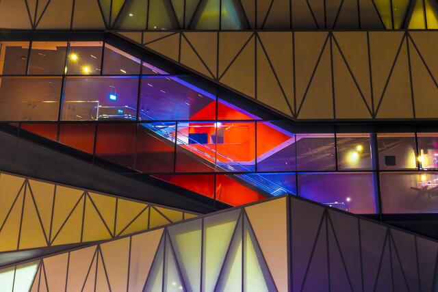 Experimenta  Fenster und Treppenlauf