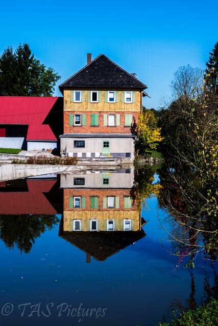 Mühle im Spiegel
