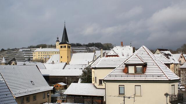 Etwas Schnee und sofort wird es hell.