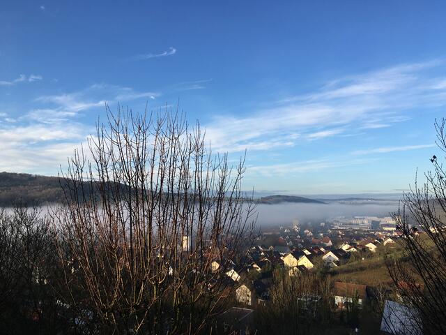 Dörzbach eingehüllt vom Morgennebel