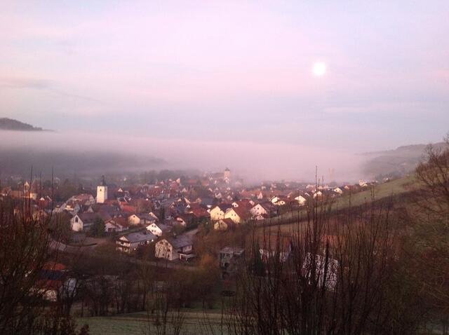 Dörzbach - Morgenröte trifft Mond