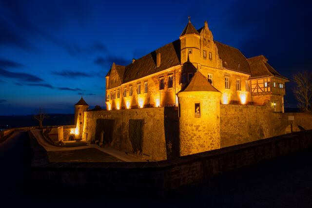 Burg Stettenfels bei Nacht