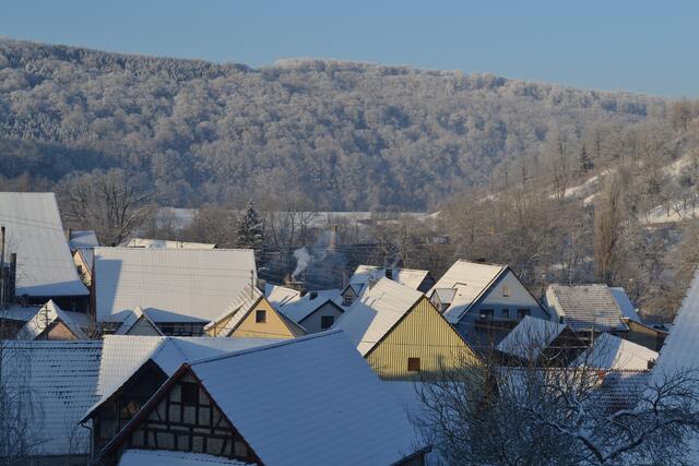 Winterliche Dachlandschaft in Hohebach