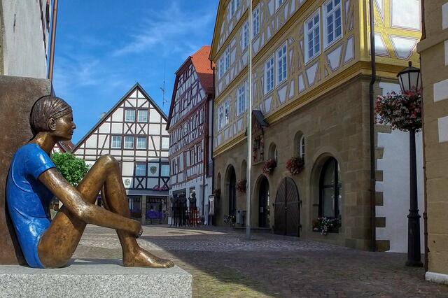 Messer Statue Marktplatz