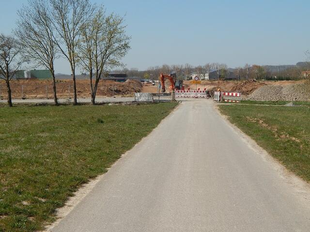 Schmaler Radweg