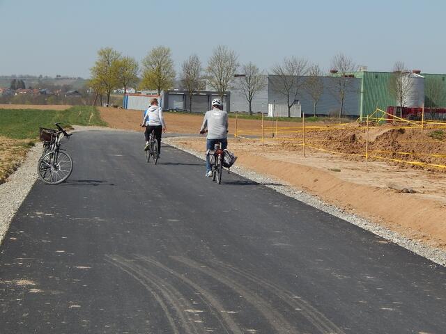 Vor der Kurve, WG voraus.